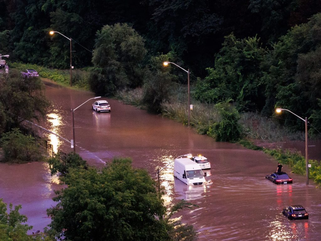 Powerful storm hits Canada’s Toronto, cutting power to tens of thousands | Climate Crisis News