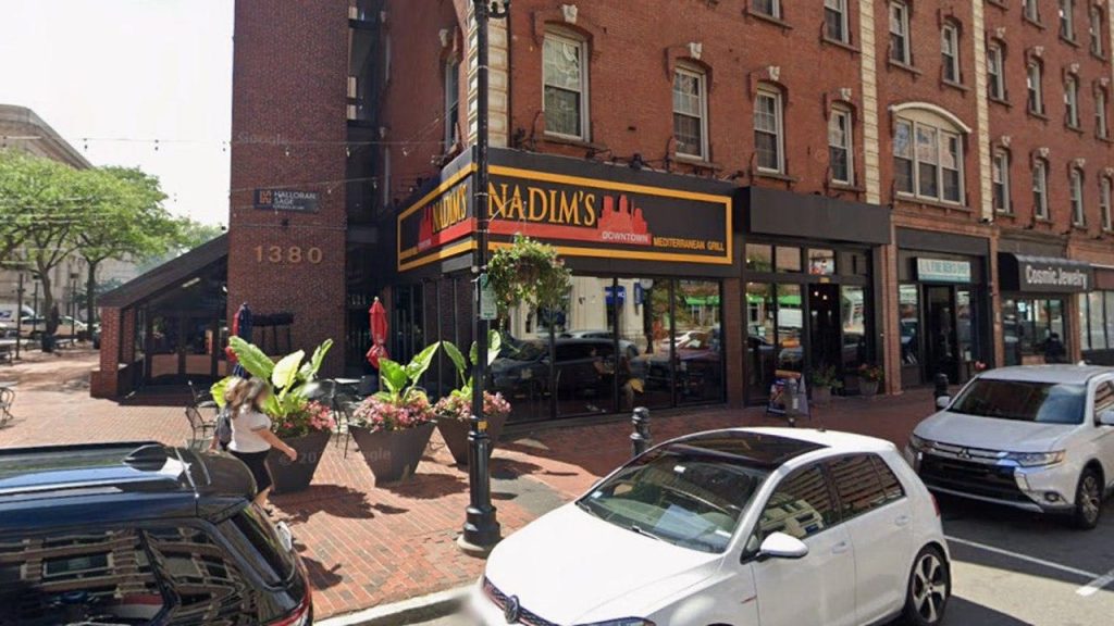 Springfield restaurant owner charged for assault on dine-dashers
