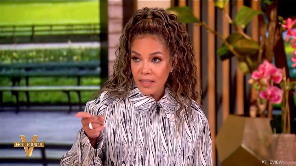 Sunny Hostin addresses resurfaced reporting on male holdout juror in murder case