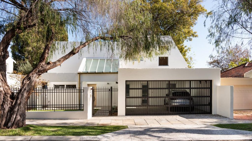 Property renovation tips: How to give your 1980s home an elevated makeover