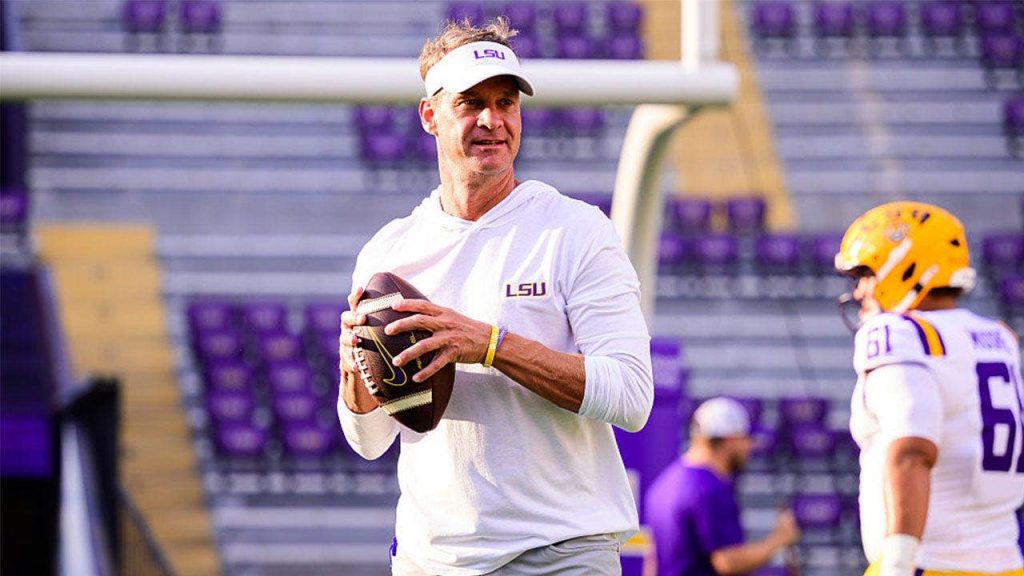 Lane Kiffin urges LSU fans to show up for Louisiana Tech game, tells them to start drinking at 7AM