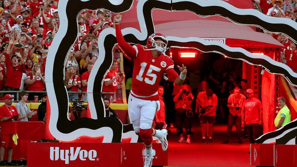 Patrick Mahomes answers troubling questions about his serious knee injury on first drive of the Chiefs season