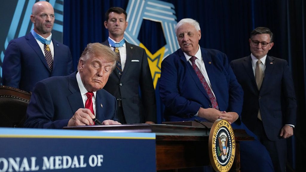 Trump gathers with American heroes as he signs Medal of Honor monument bill