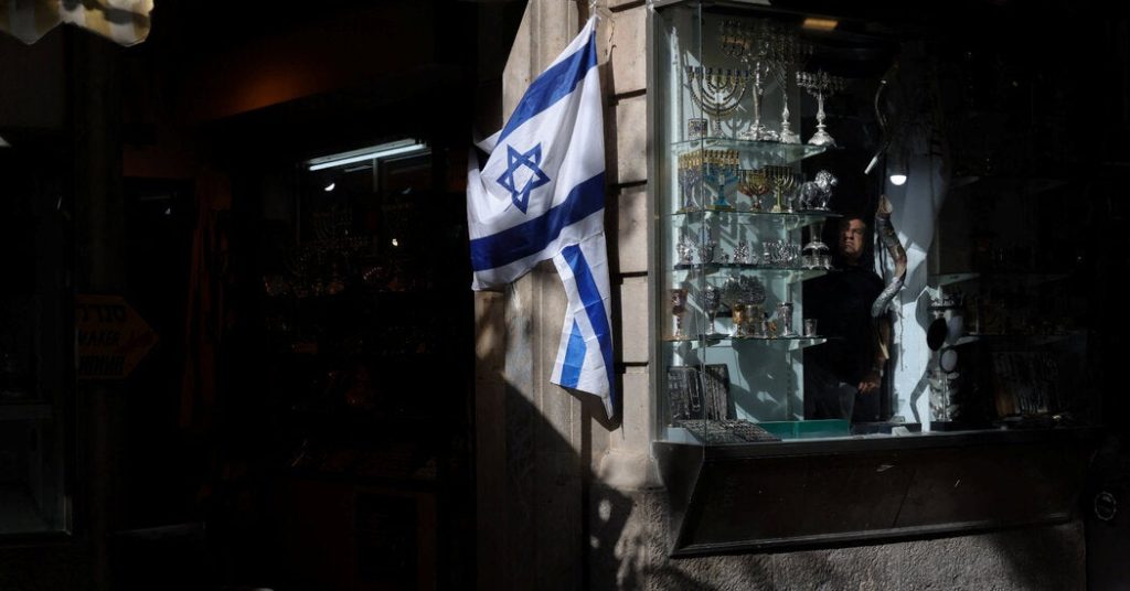 Live Updates: Early Turnout Appears Strong in Pivotal Israeli Election