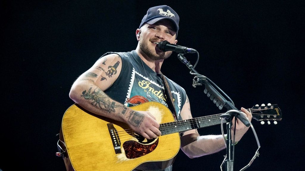 Zach Bryan says panic attacks from drinking 15 beers daily led to sobriety