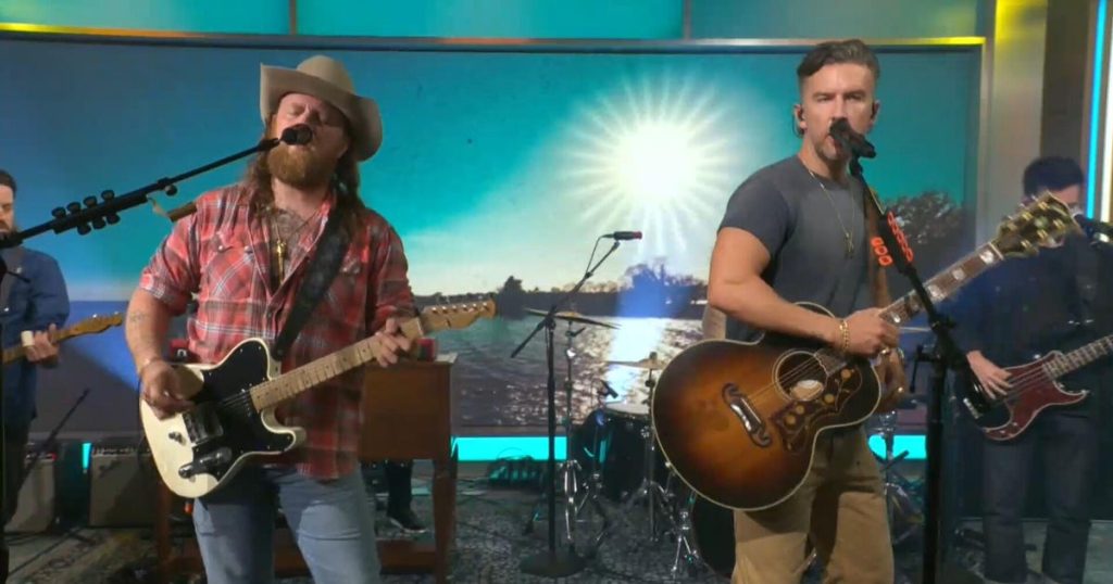 Saturday Sessions: Brothers Osborne perform "Bottle It Up"