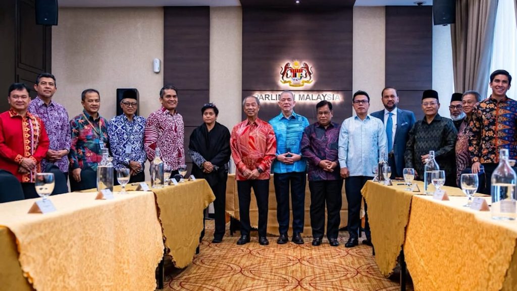 Muhyiddin says agreement to support Anwar on key parliamentary votes unrelated to Melaka polls