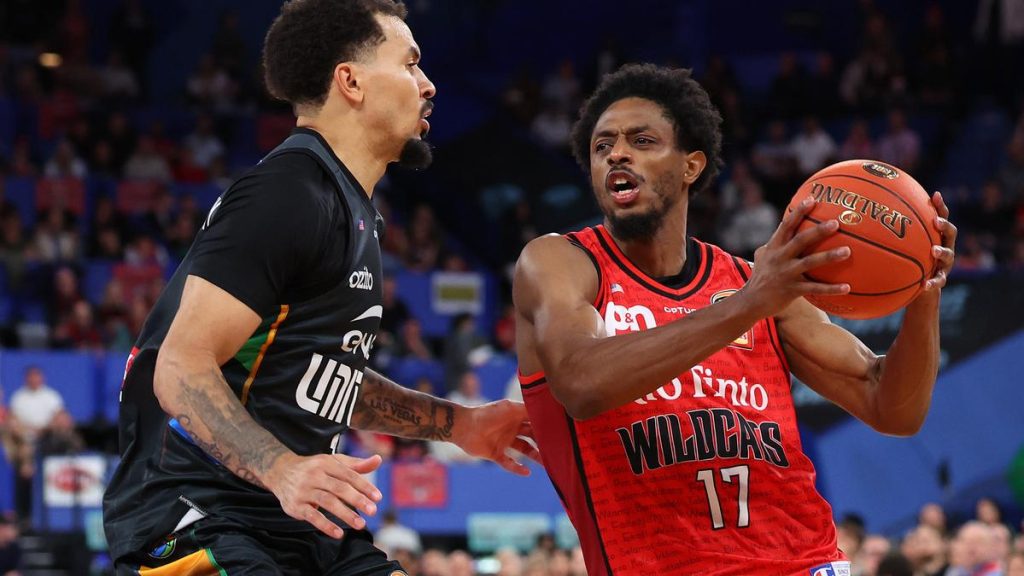 Perth Wildcats import Brandon Knight turns himself into a Red Army hero in NBL win over Melbourne United