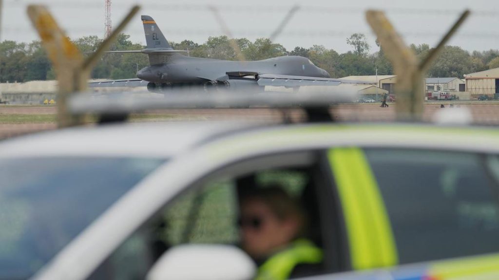 US bombers leave UK base after suspected terror plot