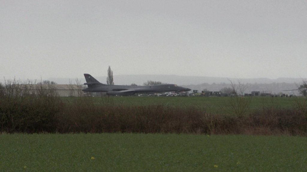 US abruptly withdraws bombers from UK’s RAF Fairford | Military