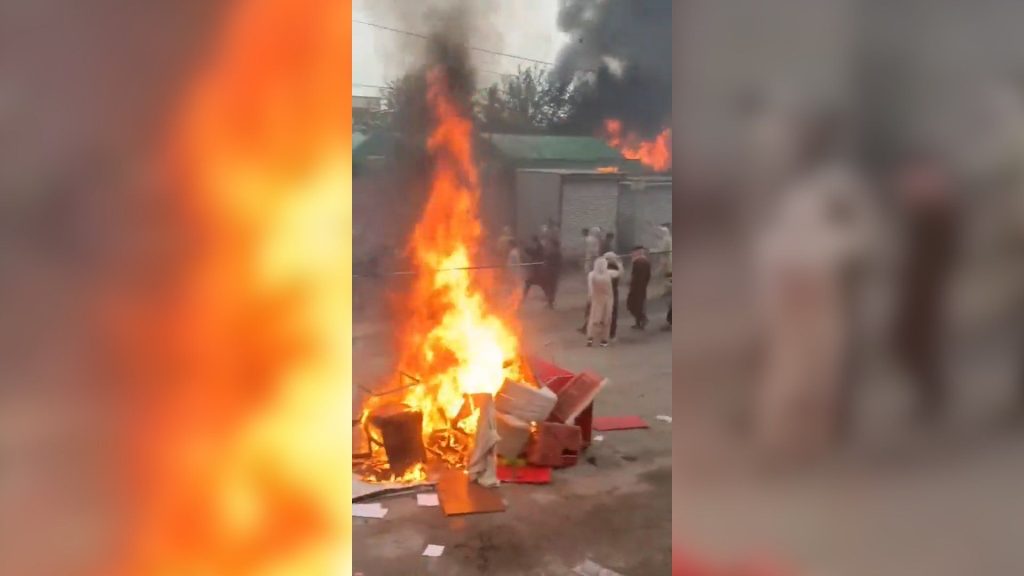 Violence in Pakistan over emergency rule in Imran Khan stronghold | Imran Khan