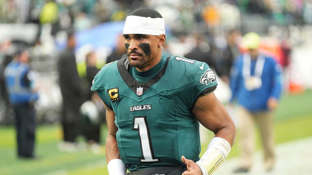 Human vs ChatGPT NFL Week 5 betting picks: AI wins a round, but the human still leads the season