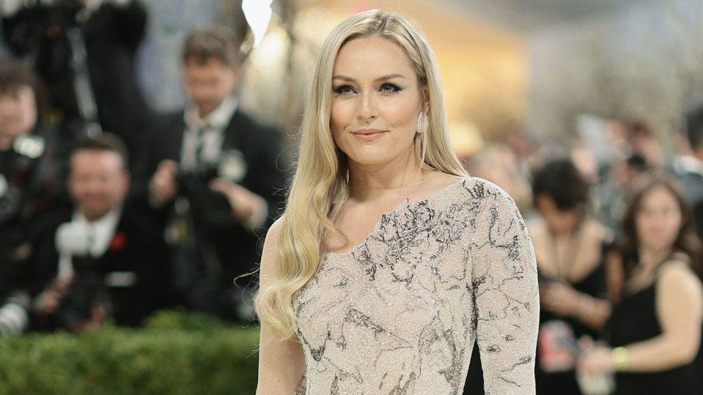 Lindsey Vonn kicks off birthday weekend with a European bikini beach day, my Bob Dylan memory & money