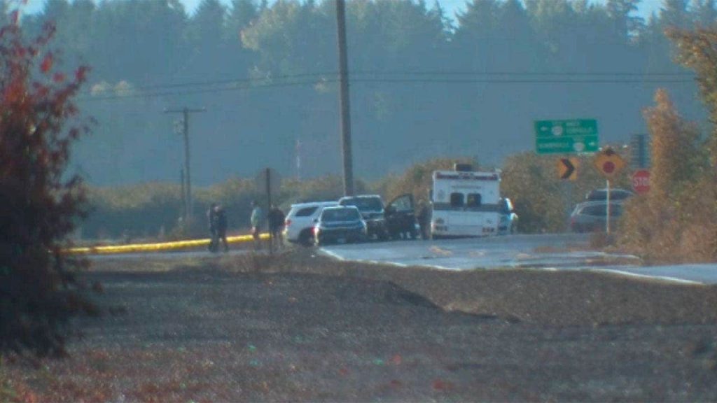 2 helicopters collide midair near airport in McMinnville, Oregon, FAA confirms