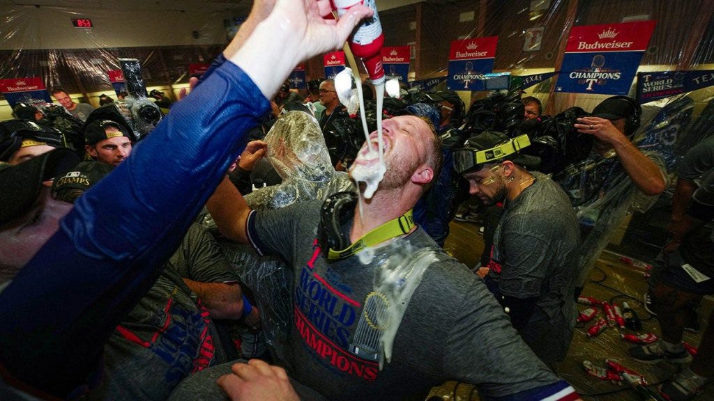 Dodgers’ elimination ends remarkable streak of players named Will Smith winning the World Series